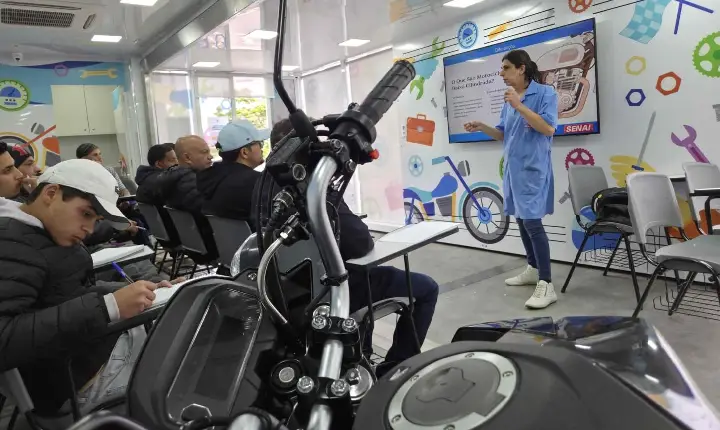 Inscrições abertas para cursos gratuitos de Manutenção de Motos e Ar-Condicionado do Caminho da Capacitação