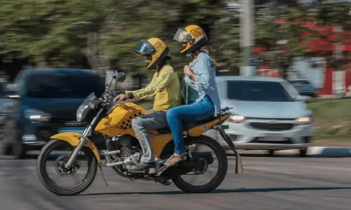 TJ determina que prefeitura libere serviço de mototáxi da Uber em SP
