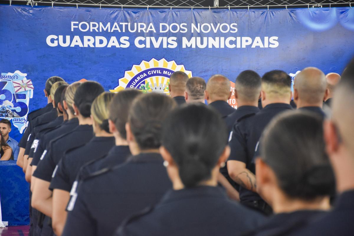 Cajamar realiza formatura de 57 novos Guardas Municipais