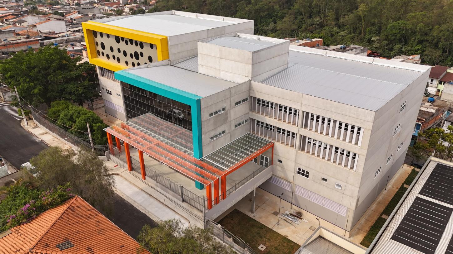 Inauguração do Colégio Municipal Carla Aparecida Gemmi Ribeiro na próxima terça-feira (26/11)