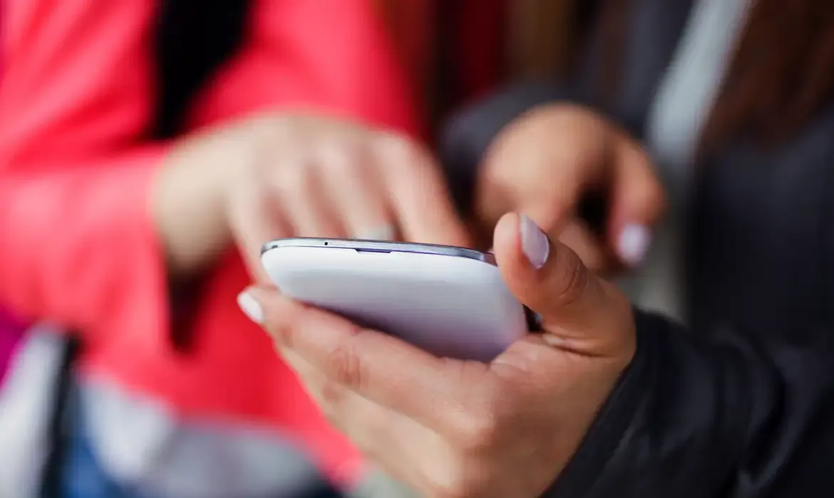 Competição escolar premiará resolução de problemas com tecnologia