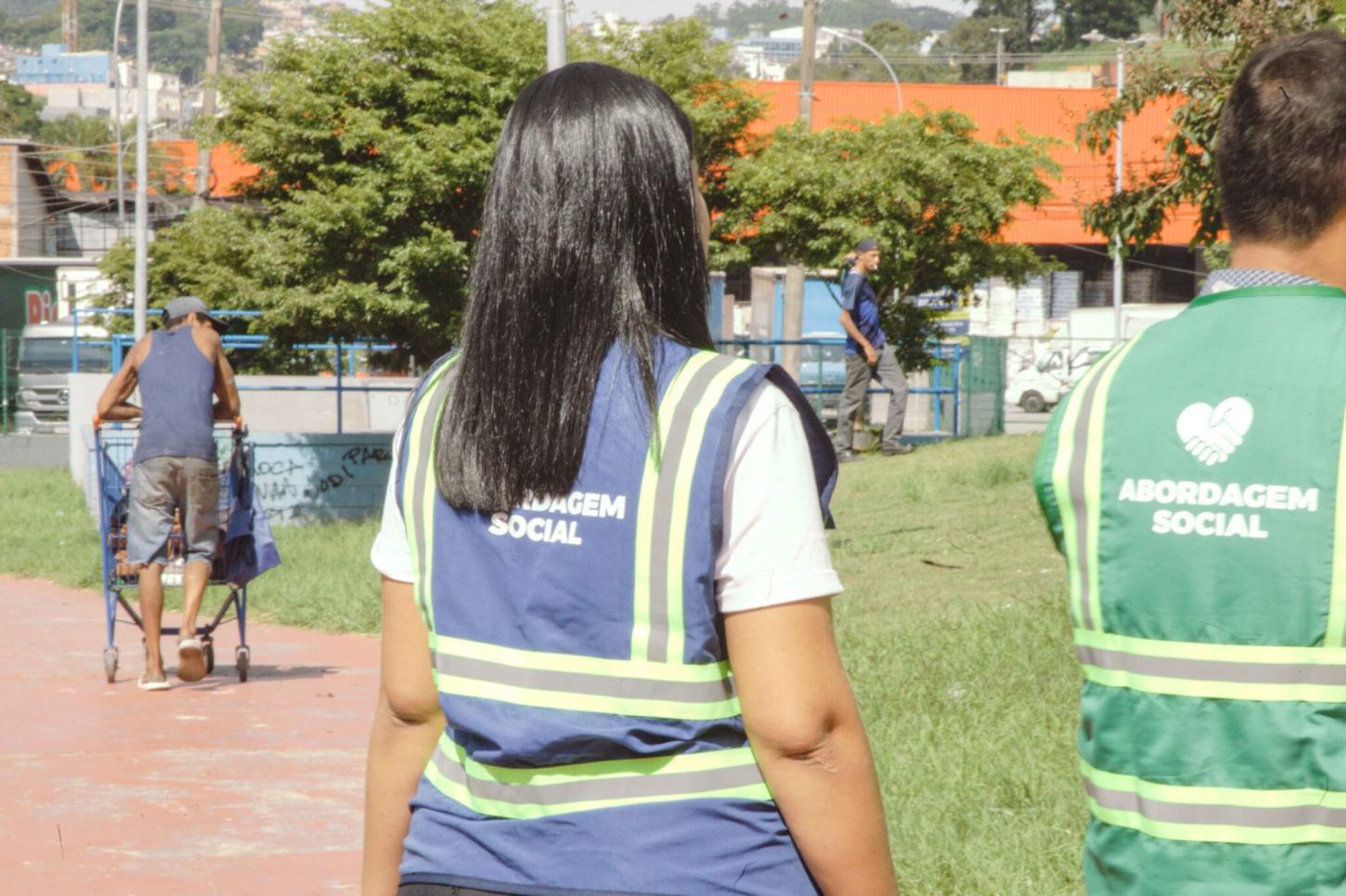 Cotia tem canal on-line para notificação de pessoas em situação de rua