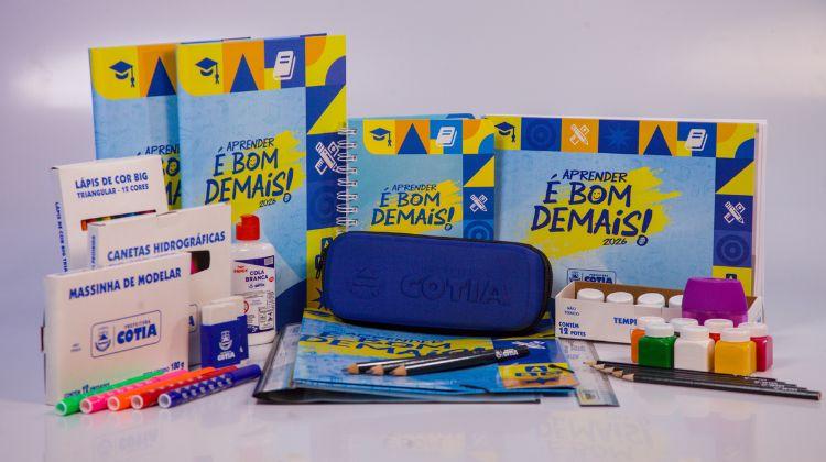 Educação entrega 34 mil kits de material escolar para alunos do Jardim ao nono ano do Ensino Fundamental